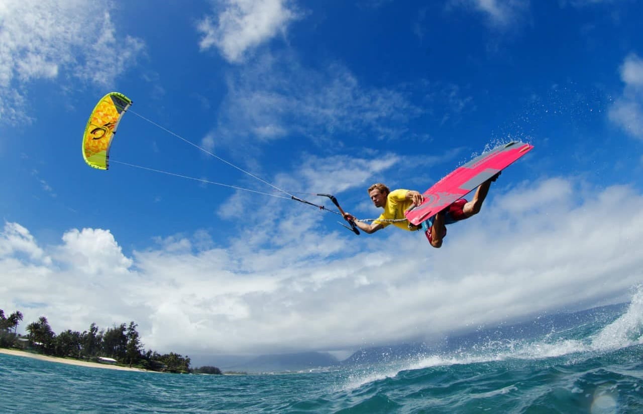 Kitesurfing in Sri Lanka