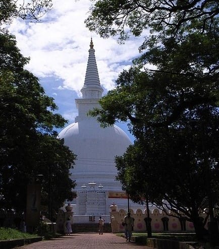 Mahiyangana Raja Maha Viharaya.