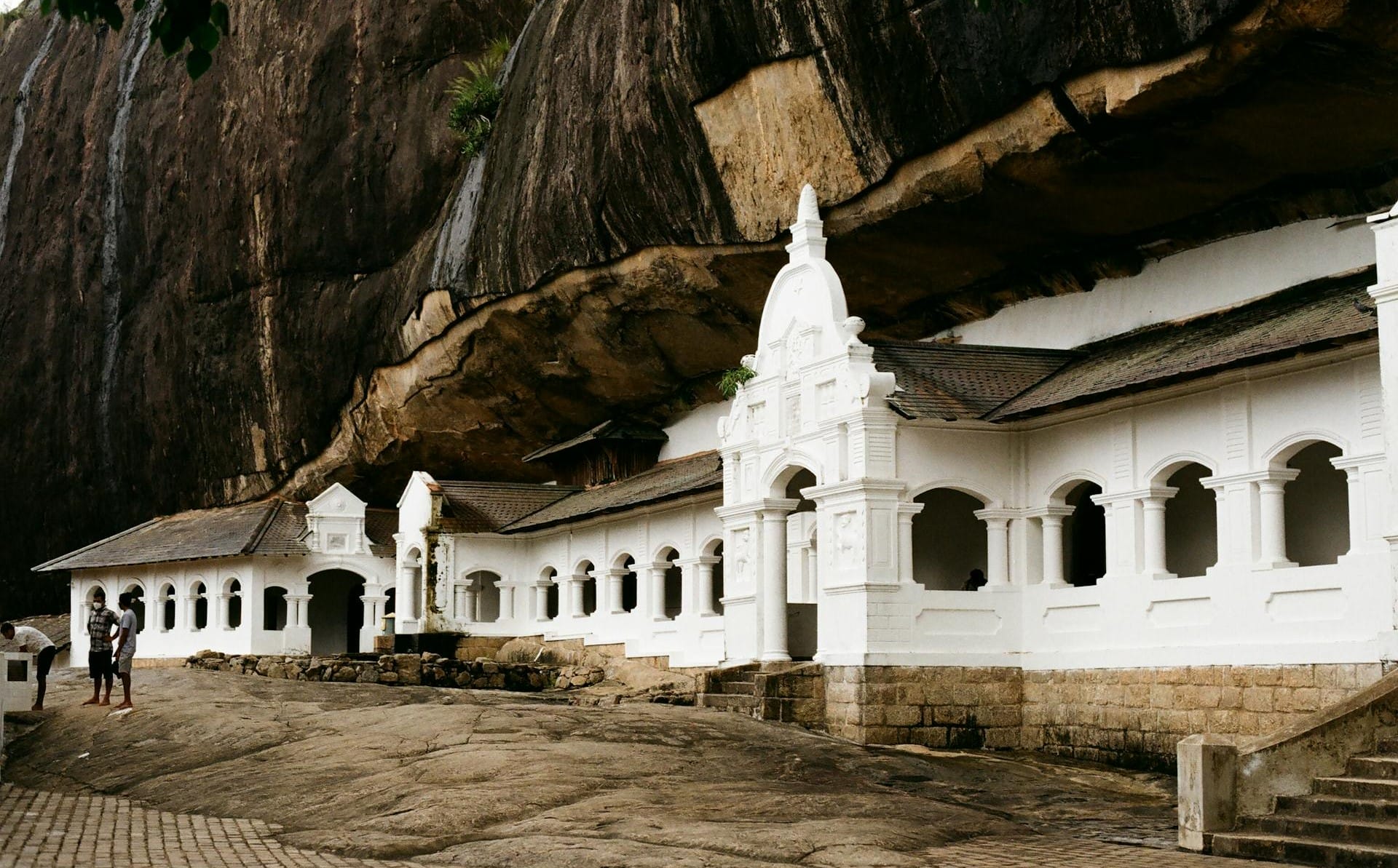 Dambulla Cave Temple