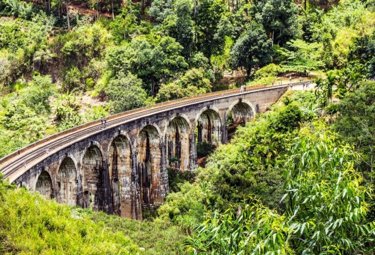 Nine-Arch-Bridge-Ella